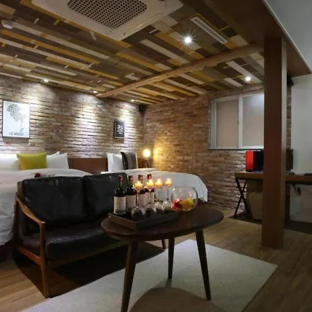 Lexy Hotel